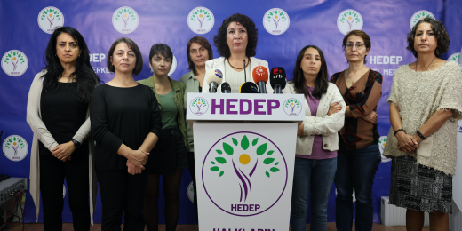 Halide Türkoğlu: Kobanî’de inşa edilen yeni yaşam modelini hayata geçirenler 3. Yol’un mümkün olduğunu göstermiştir